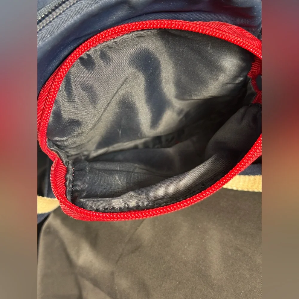 Tommy Hilfiger Men’s Red and Blue Crossbody Bag - Good Condition - Picture 6 of 16